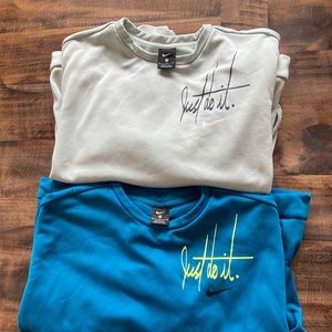 2 Nike sweatshirt with pockets